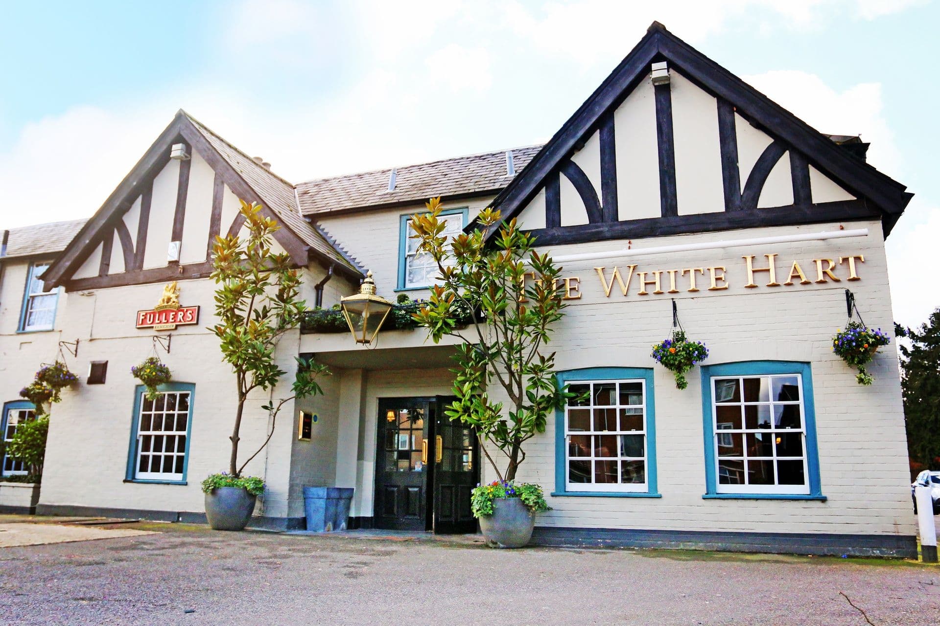 The White Hart, Harlington